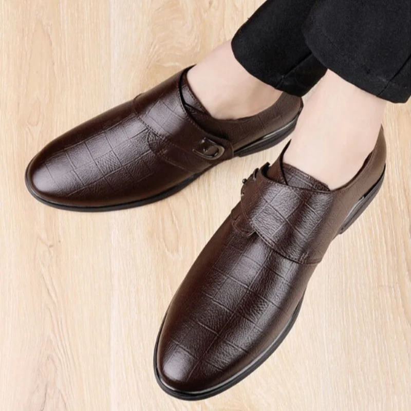 Sepatu Formal Pria Model Round - Office High Tech ulasan dan harga