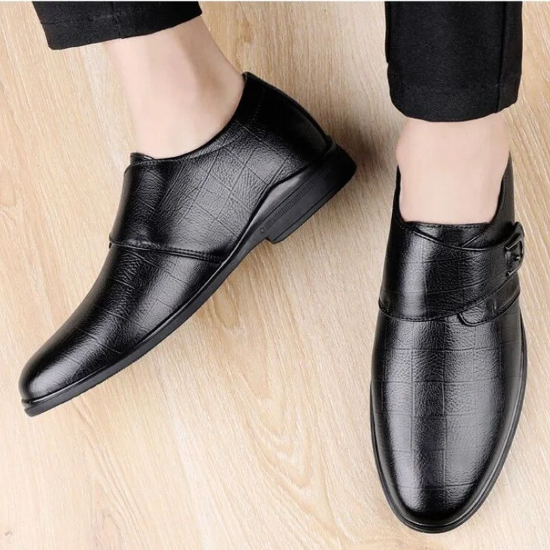 Sepatu Formal Pria Model Round - Office High Tech ulasan dan harga